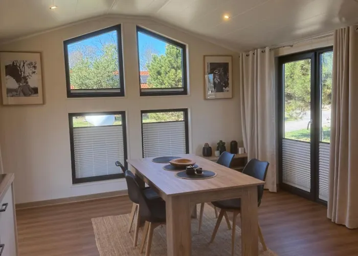 فيلة Harmony Park Kondrajec